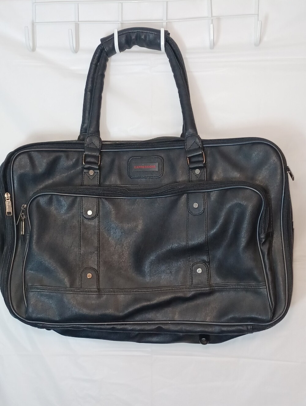 Expressions Vintage Men's Garment Travel Bag. Black Multiple Compartment Classic